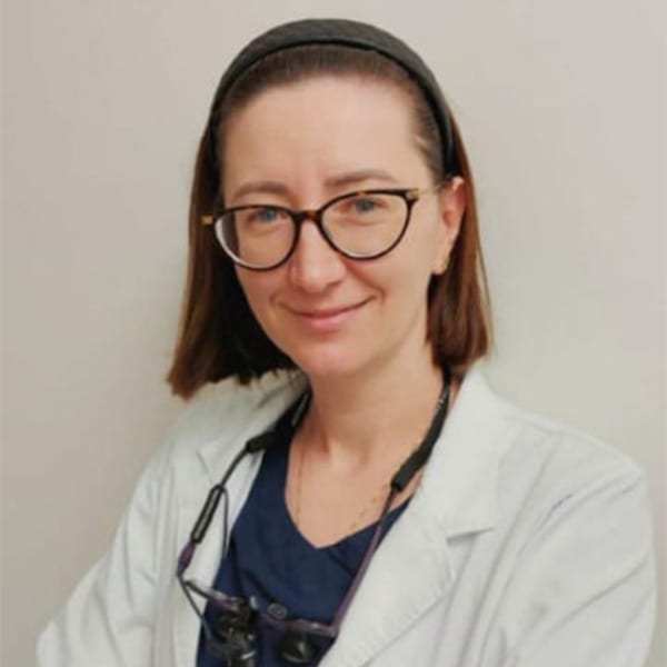 Dr. Suela Murataj, Ottawa Dentiste généraliste
